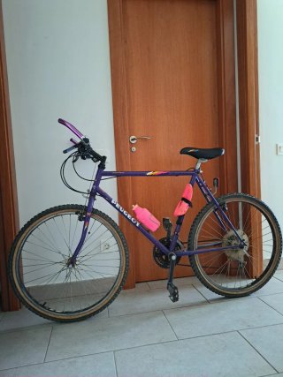 Bicicleta Peugeot Morada