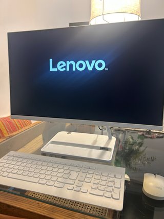 Ordenador All in One Lenovo Blanco