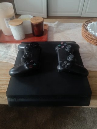 PlayStation 4 (PS4) Sony Nera