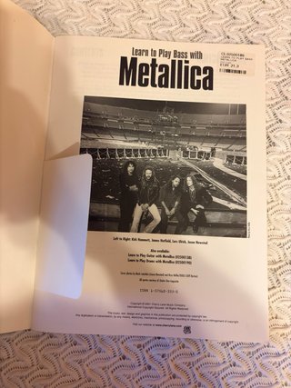 Libro Aprende a Tocar Bajo con Metallica (con CD)