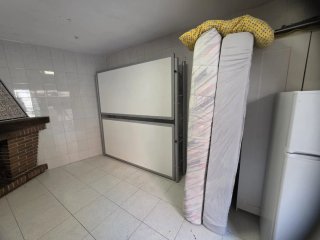 Camarote metálico plegable