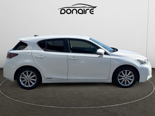 Lexus CT 200h Hybrid