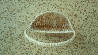 Cesta de mimbre para colgar (90s)