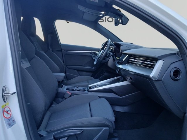 Audi A3 2022, foto 12