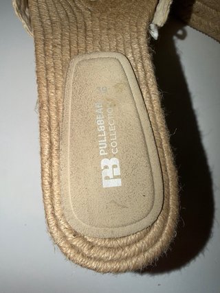 Sandalias de esparto beige y marrón
