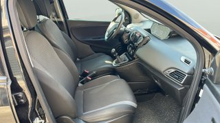 Lancia Ypsilon 1.2 Platinum Evo II 51 kW (69 CV)