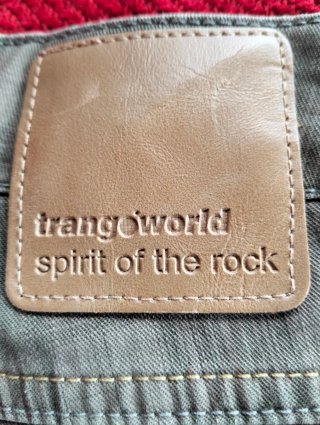 Pantalón corto Trangoworld verde oliva Talla s