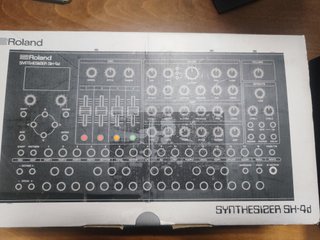 Roland SH-4d Sintetizador