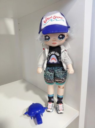 Muñeca Na Na Na Surprise con Accesorios
