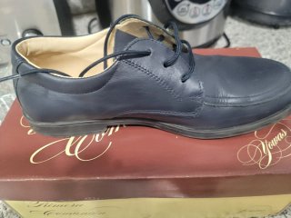 Zapatos de piel azul