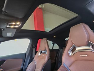 Mercedes-Benz CLA45 AMG