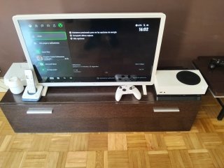 SOLO HOY Xbox Series S + Mando Blanco