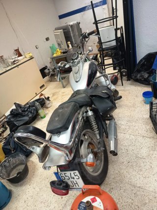 Moto CSR 125 Custom Negra/Plata