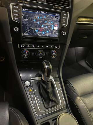 Volkswagen Golf 2.0 TDI GTD DSG Sport&Sound 2016