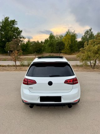 Volkswagen Golf MK7 GTI DSG