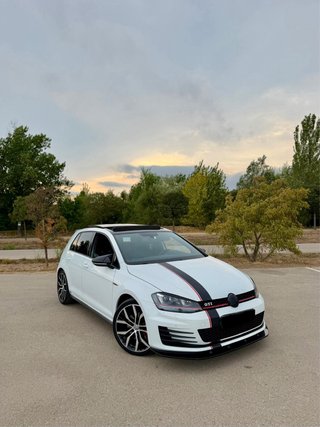 Volkswagen Golf MK7 GTI DSG