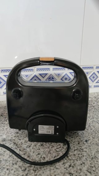 Cafetera, Sandwichera y Jarra Termo