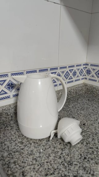Cafetera, Sandwichera y Jarra Termo