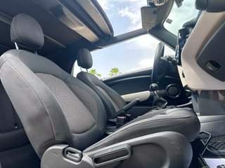 MINI Cooper Cabrio 2017