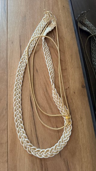 Traje de comunión marinero blanco y dorado
