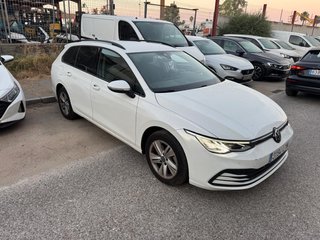 Volkswagen Golf Life 1.0 eTSI 81kW (110CV) DSG Variant