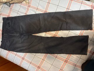 Pantalones rectos medio campana