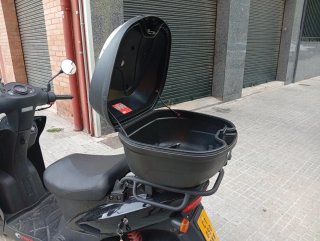 Kymco Agility Carry 50 Negra