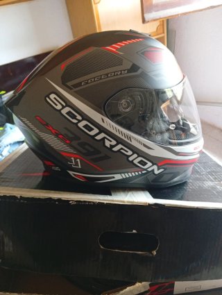 Casco Scorpion EXO 390 Negro/Gris Talla S