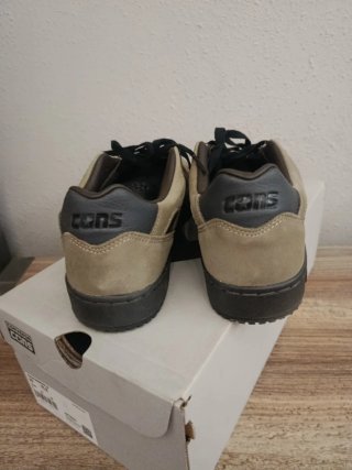 Zapatillas Converse Beige y Negras Skate