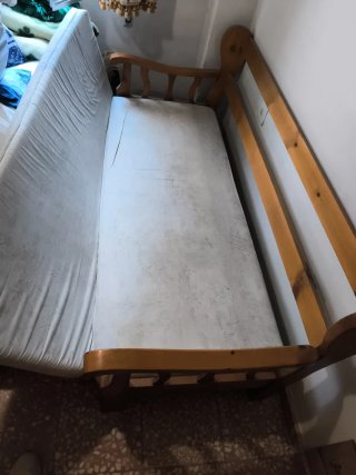 Sofá-cama de madera