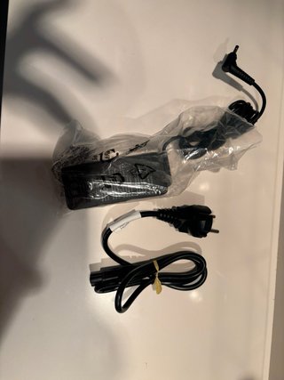 Portátil Lenovo V15 G4 AMN Nuevo Precintado