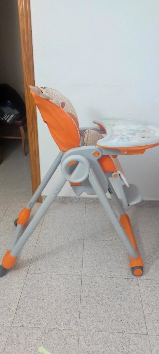 Trona Chicco Gallo Plegable con Bandeja y Ruedas