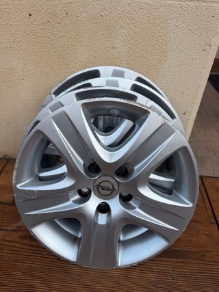 Tapacubos Opel 16” Originales (4 unidades)