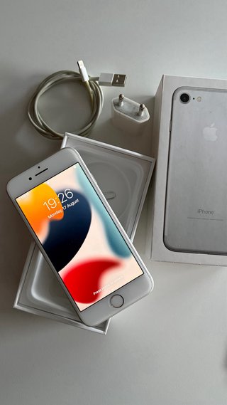 iPhone 7 32GB Plata Batería 73%