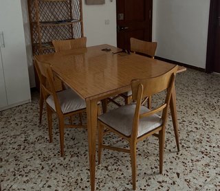 Conjunto mesa y 6 sillas madera