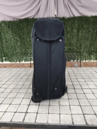 Maleta portatrajes negra Kenneth Cole Reaction
