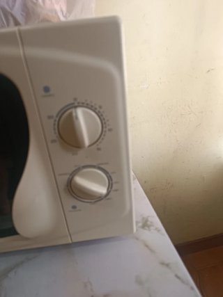 Microondas blanco