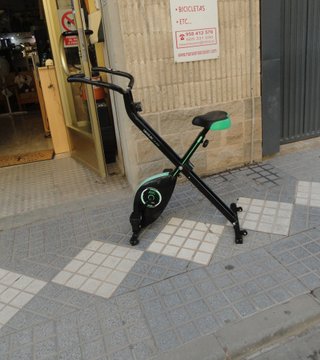 Bicicleta Estática Cecotec Fit Plegable