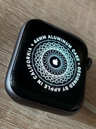 Apple Watch Series 5 gris