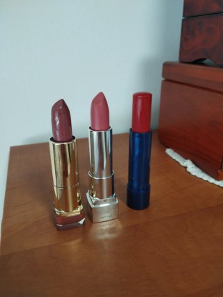 Lote 6 labiales Max Factor y otras marcas