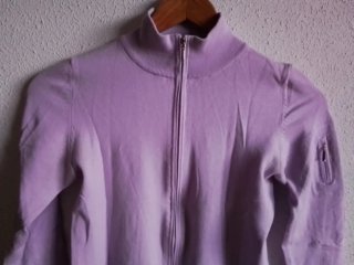 Chaqueta "Zara" cremallera, lila, cómoda, versátil