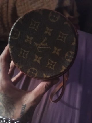 Bolso Louis Vuitton cilíndrico