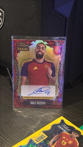 Autógrafo Borja Iglesias /200 tributoEspaña Panini