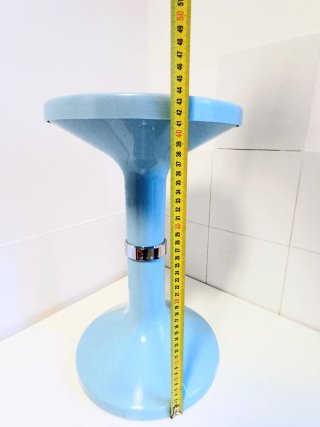 Taburete auxiliar azul vintage plástico