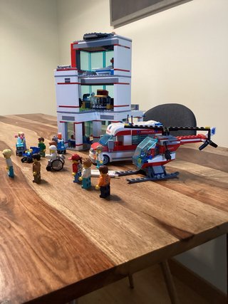 Lego City Hospital Completo