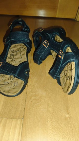 Sandalias de velcro para hombre