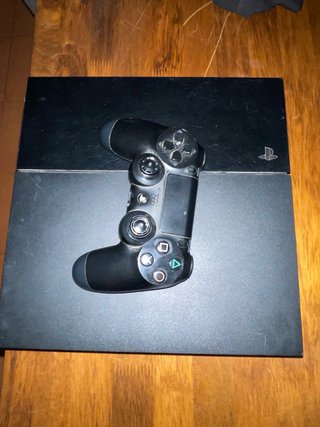 PS4 (PlayStation 4) Negra PRECIO NEGOCIABLE