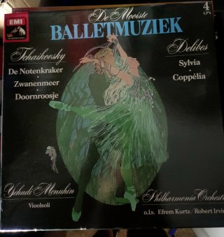 BALLETMUZIEK 4 LP's Tchaikovsky Delibes