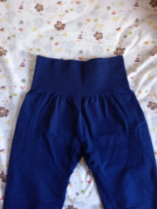 Leggings azules con diseño