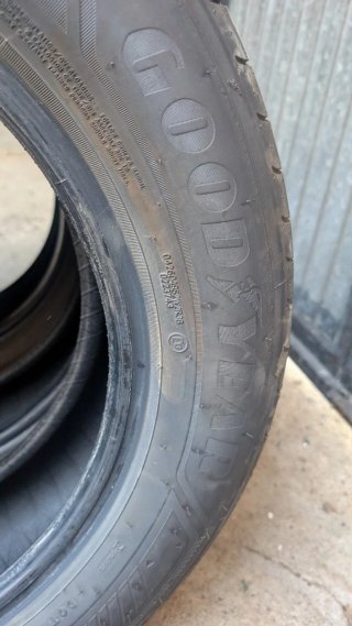 Neumáticos 215/60 R17
